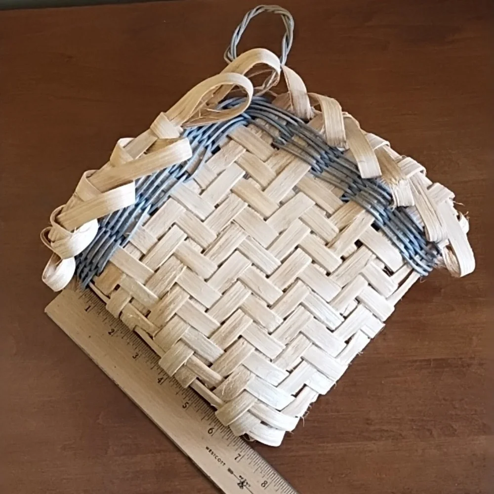 Handmade Bamboo Wall Pocket Basket Diamond Country Farmhouse Blue Accent